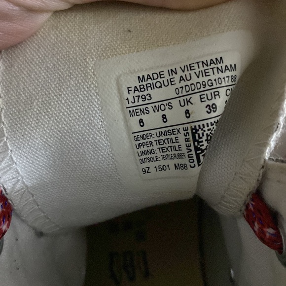 Brown converse - Picture 6 of 6